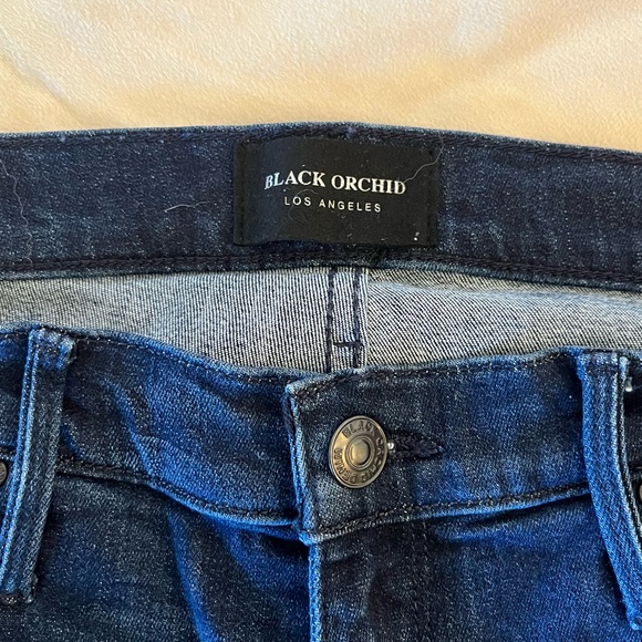 Black Orchid Jeans Noah Ankle Fray - Picture 2 of 6